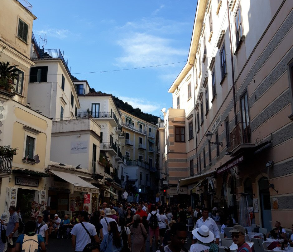 Ruga Nova Mercatorum (Via dei Mercanti)景点图片