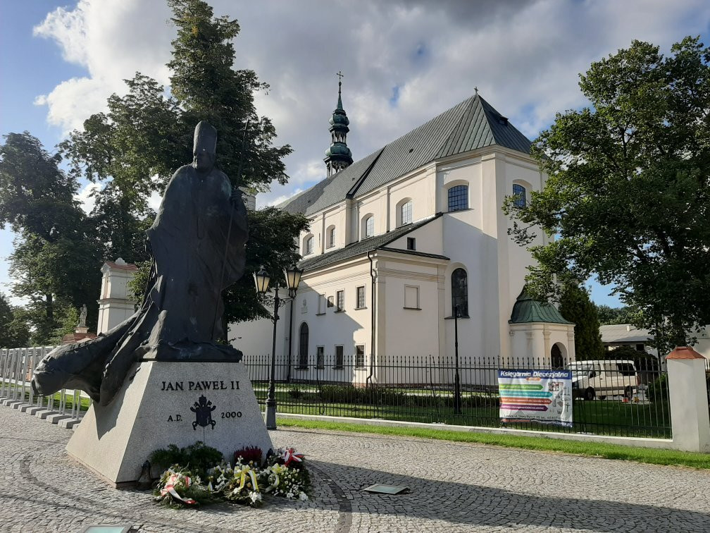 Bazylika katedralna Wniebowzięcia Najświętszej Maryi Panny i św. Mikołaja w Łowiczu景点图片