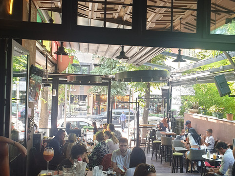 Whisky Bar-地拉那必去景点