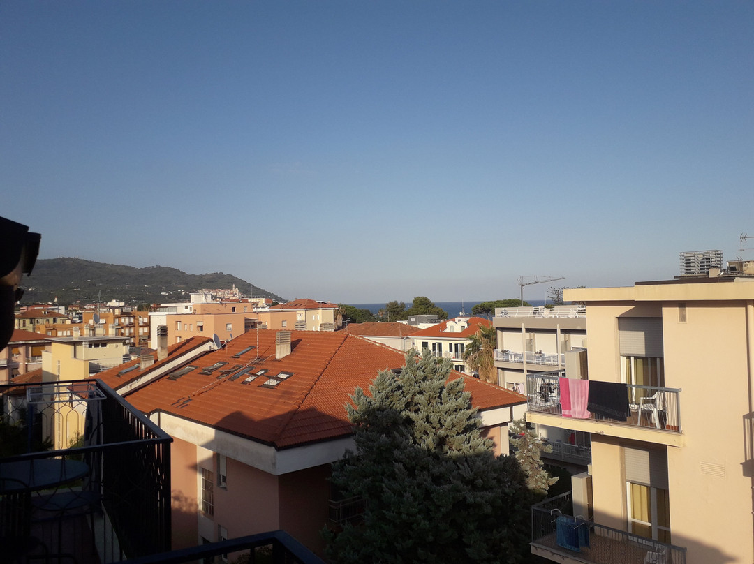 地中海住宅酒店主图