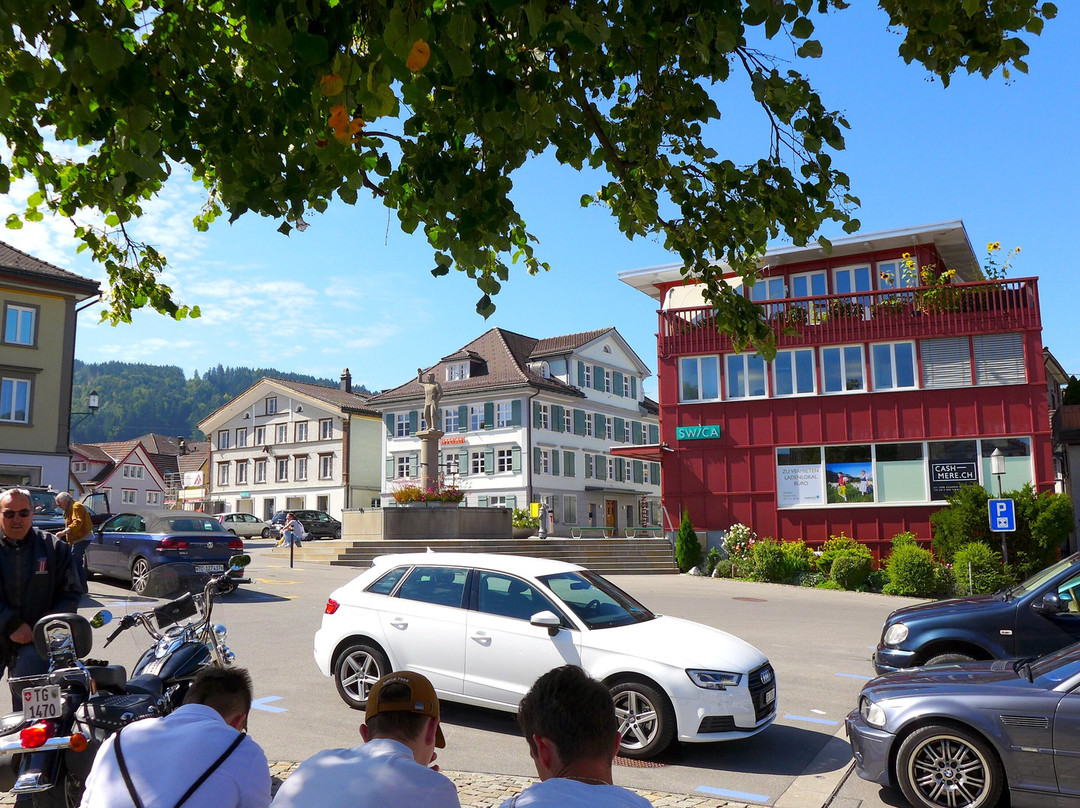 Landsgemeinde-Brunnen - Cantonal Assembly Fountain-Appenzell必去景点