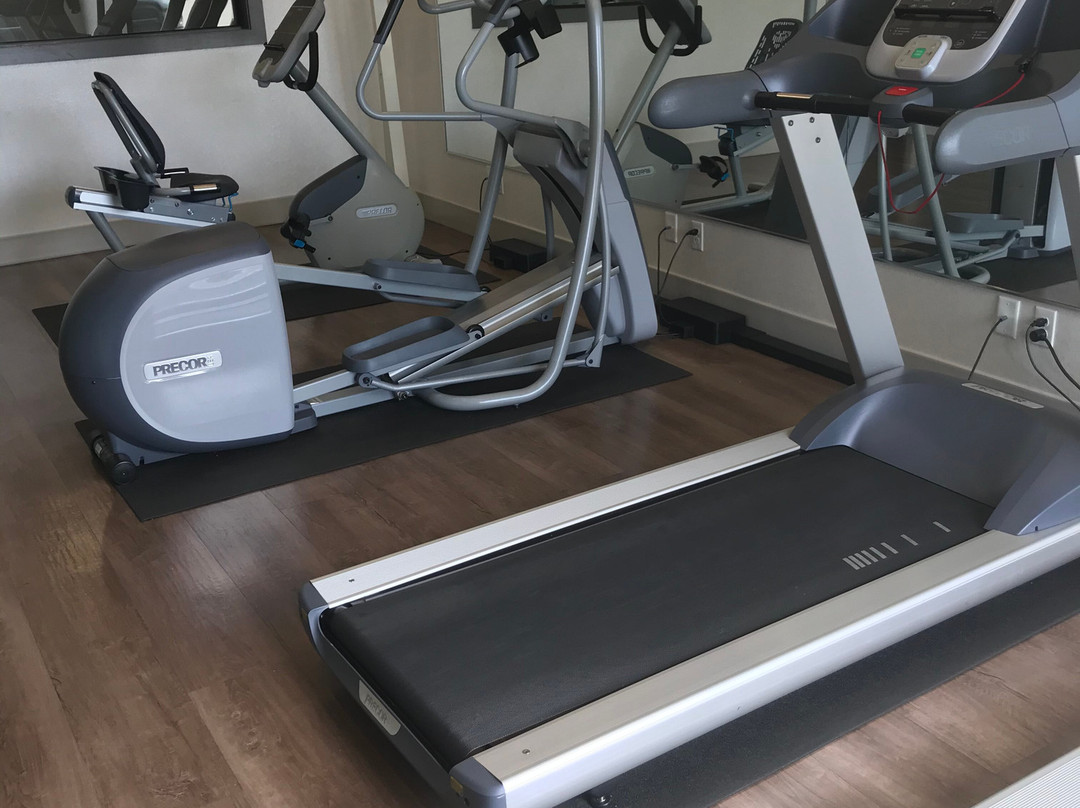 Holiday Inn Express & Suites Columbus by IHG主图