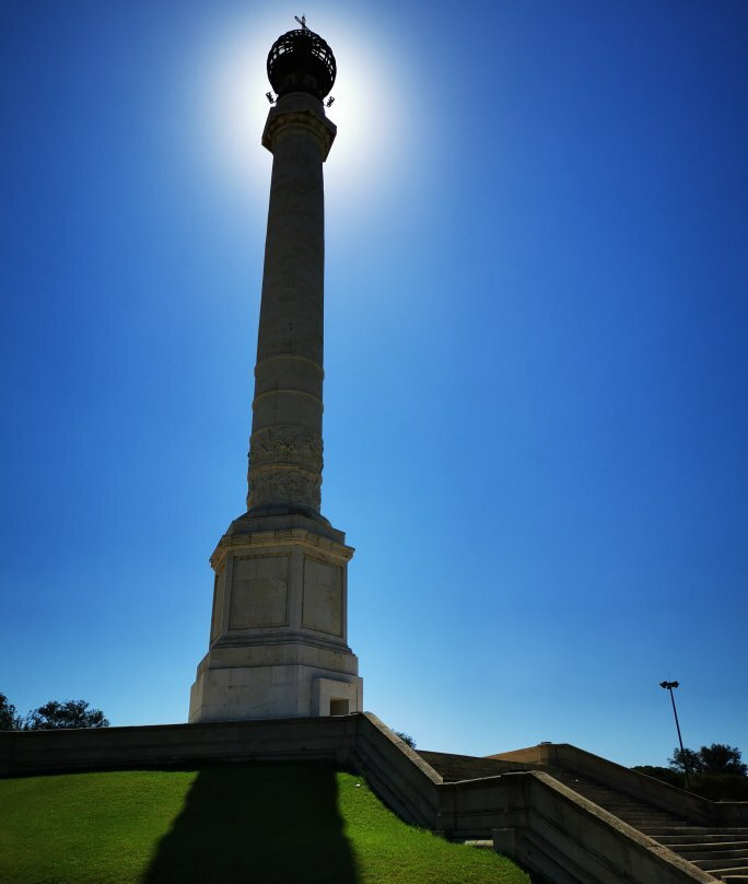 Monumento a La Fe Descubridora景点图片