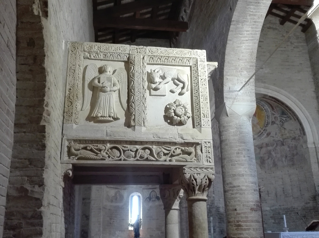 Chiesa di Santa Maria Maggiore-Pianella必去景点