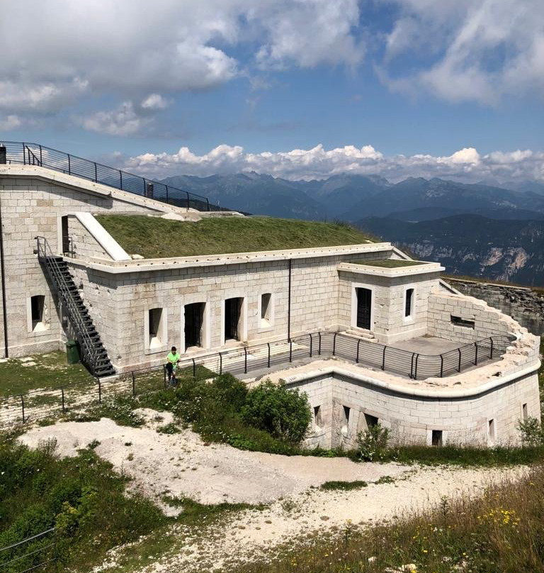 Forte Lisser景点图片