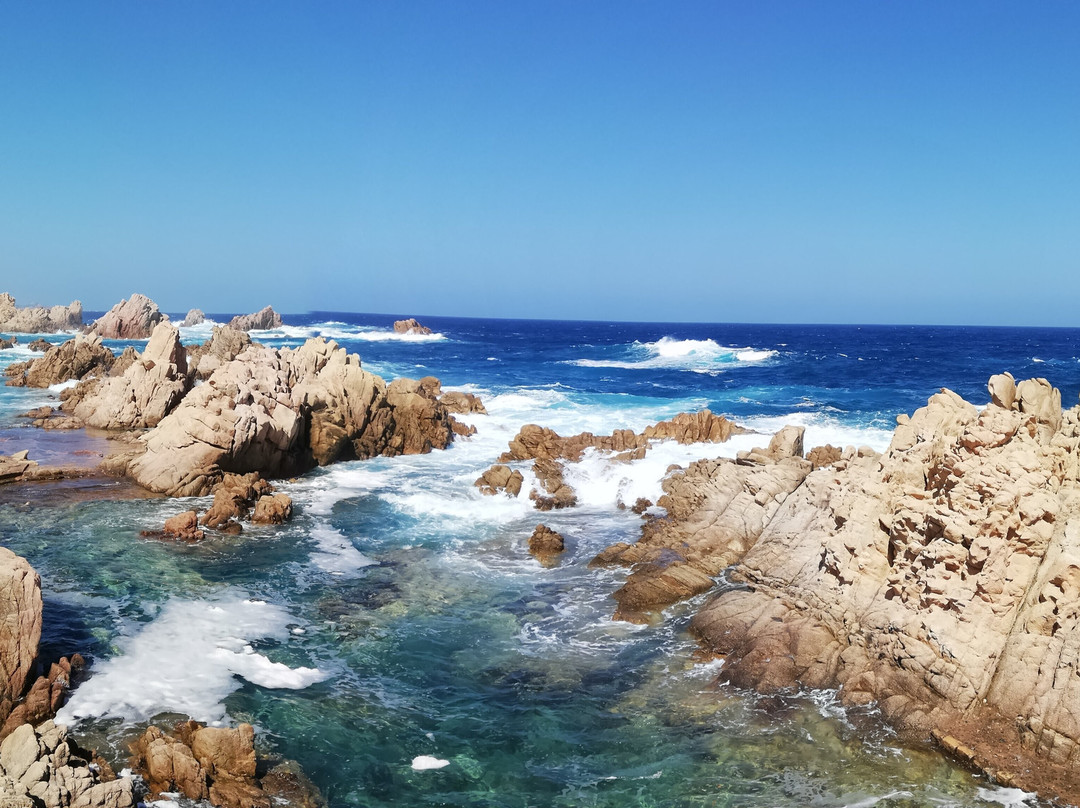 Spiaggia Li Baietti-Costa Paradiso必去景点