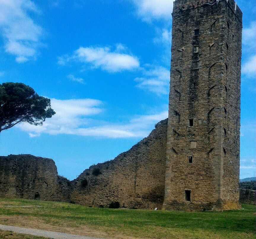 Torre del Cassero景点图片