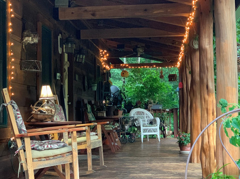 Cedar Post Inn Bed & Breakfast主图