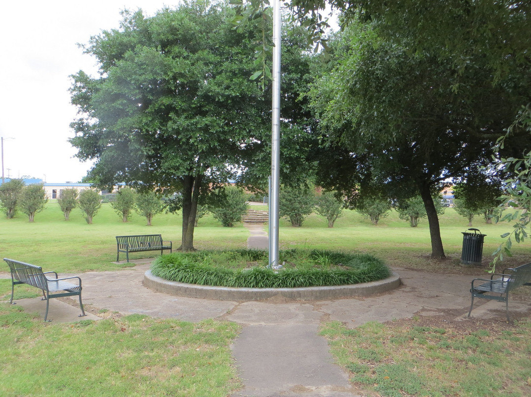 Hughes City Park-Mexia必去景点
