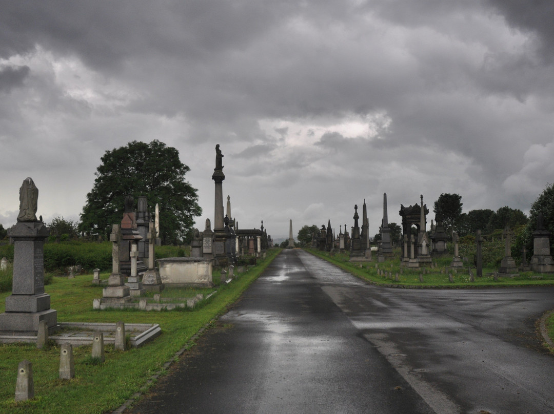 Undercliffe Cemetery景点图片
