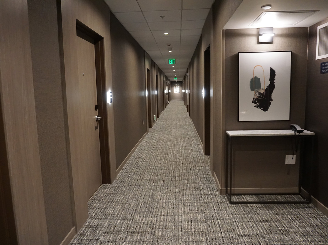 AC Hotel Beverly Hills主图