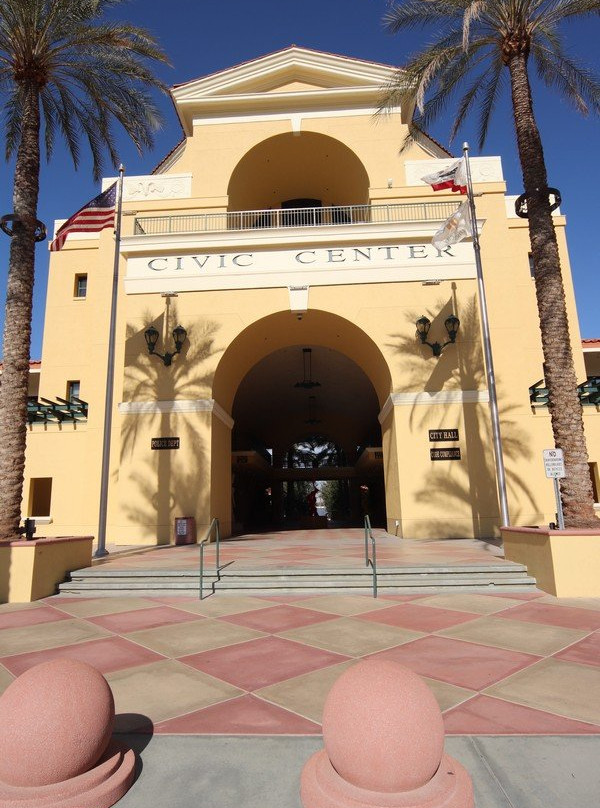 Civic Center Park-棕榈沙漠必去景点