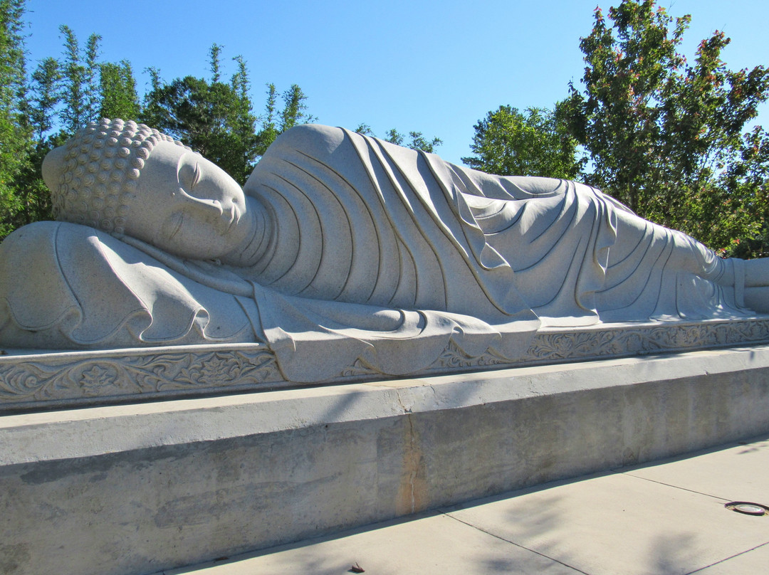 White Sands Buddhist Center景点图片
