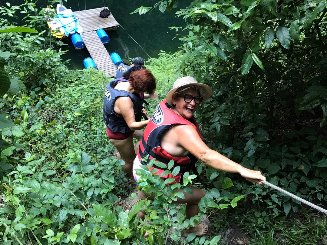 Lagoa da Água Milagrosa (Dolina)-Caceres必去景点