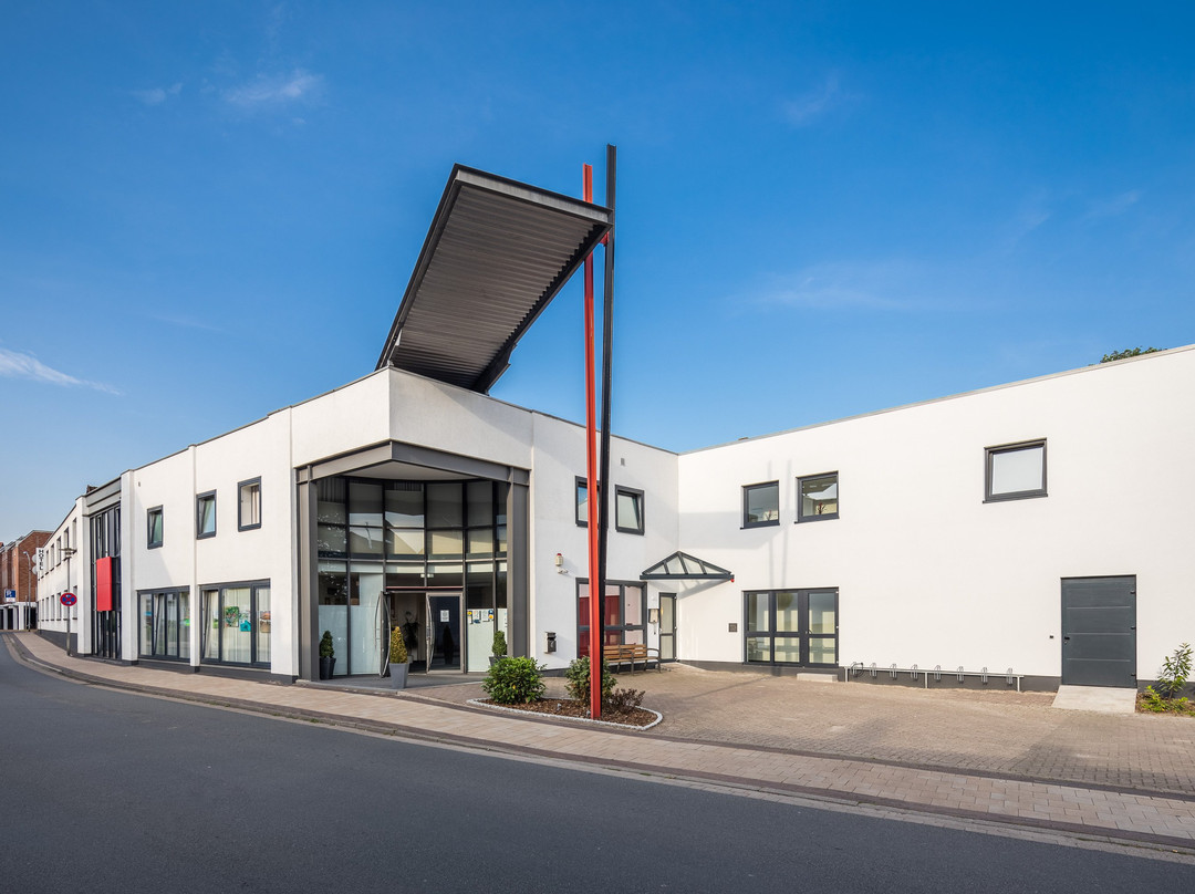 Tholes Am Allerpark Verden主图