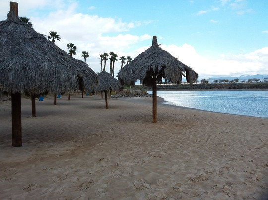 艾维度假酒店及赌场主图