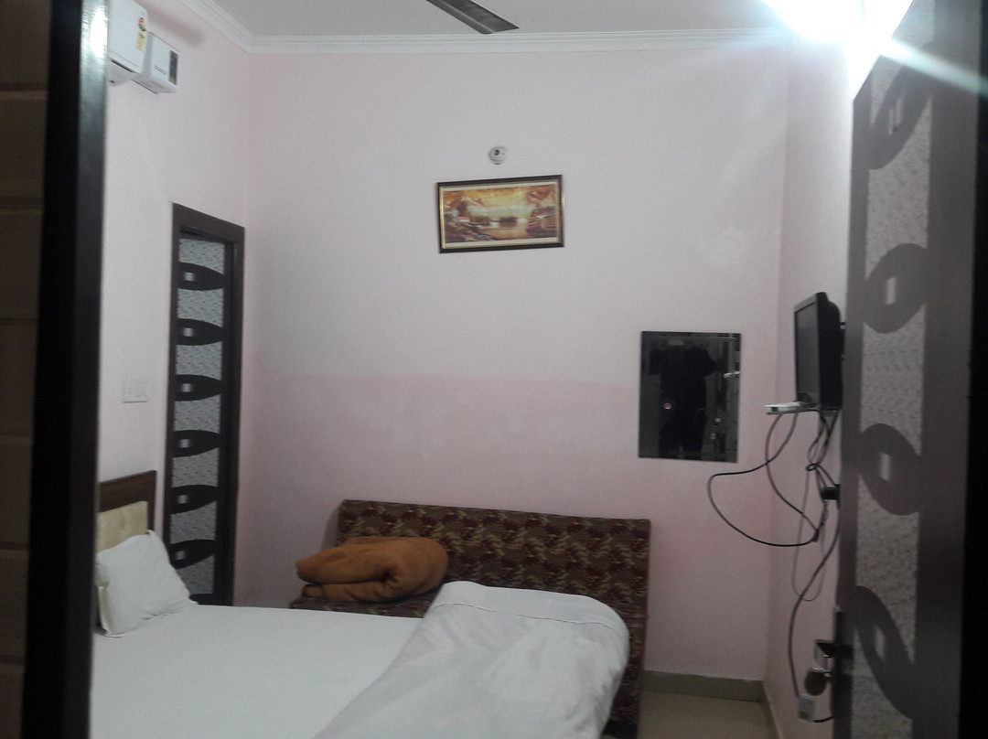 OYO Flagship 81060 Hotel Rudra