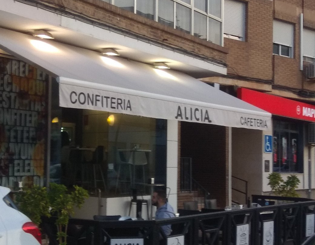 Alicia Confiteria