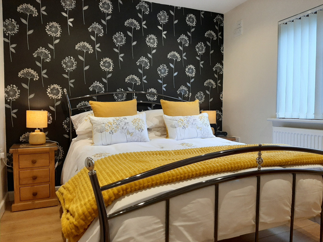 Oak Lodge Bed and Breakfast主图