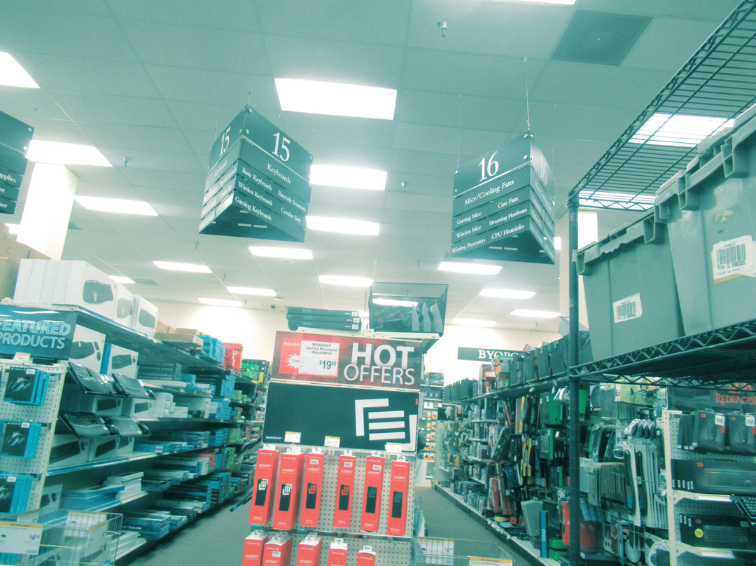 Micro Center-玛丽埃塔必去景点