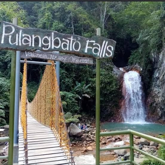 卡萨洛萝瀑布-巴伦西亚必去景点