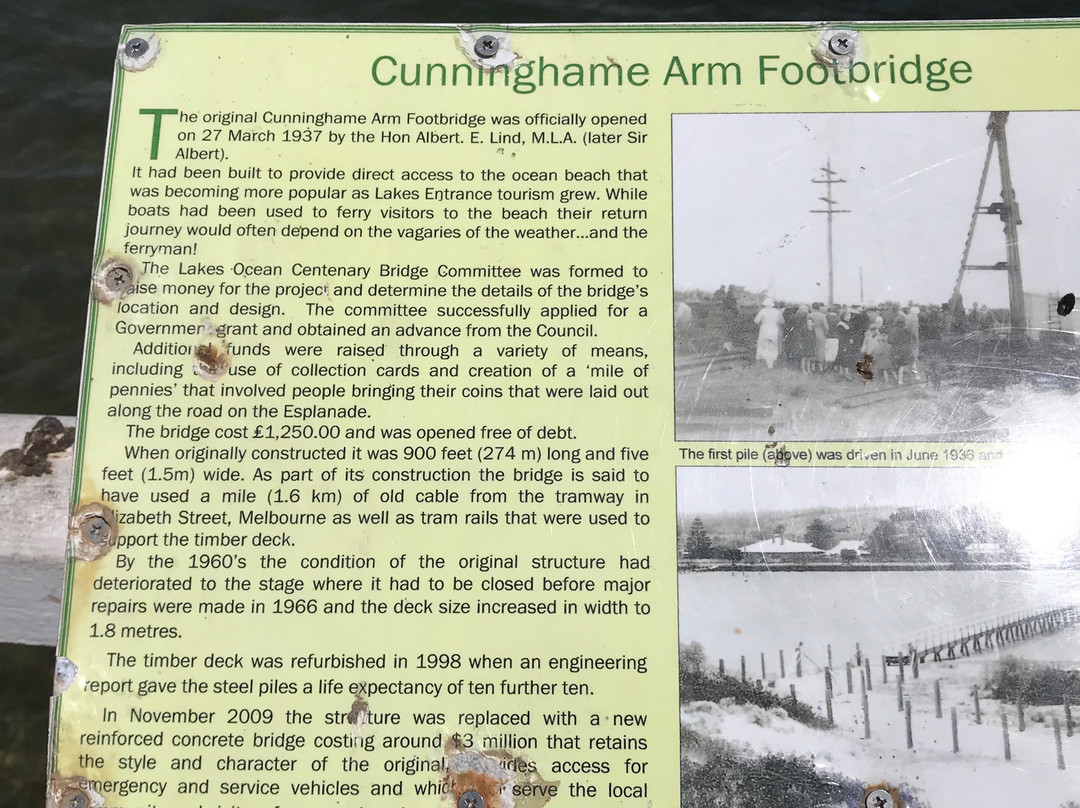 Cunninghame Arm Footbridge景点图片