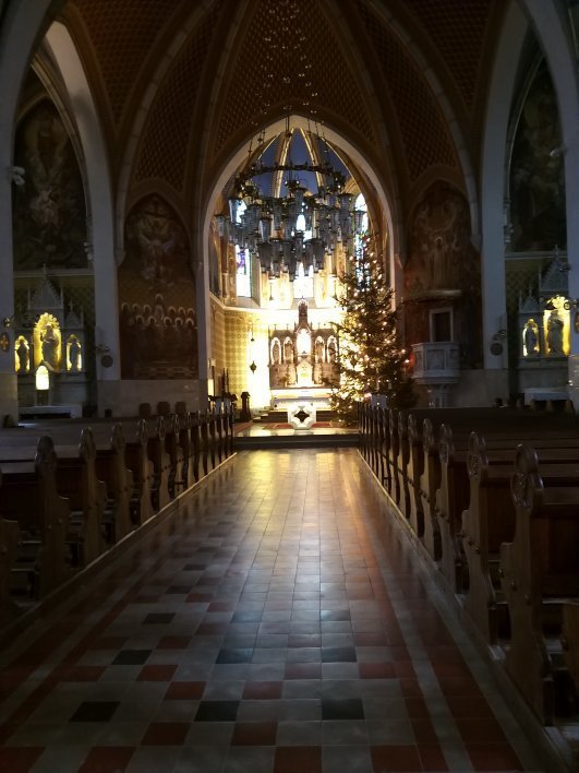 St. Martin's Parish Church-布莱德必去景点