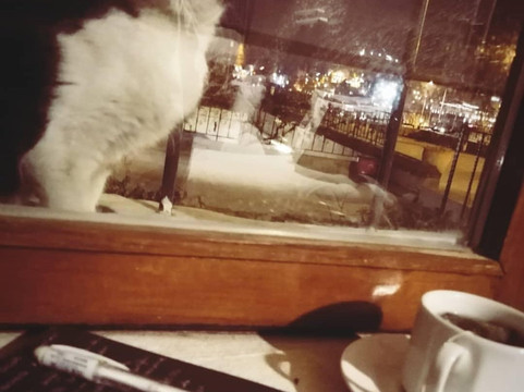 萨克斯甘岩洞酒店主图