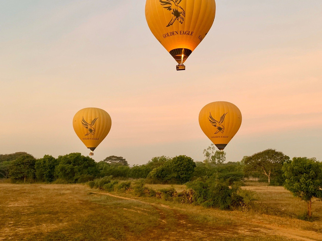 Golden Eagle Ballooning Myanmar景点图片