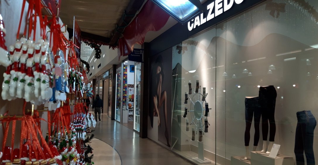 Centro Commerciale Le Maioliche景点图片