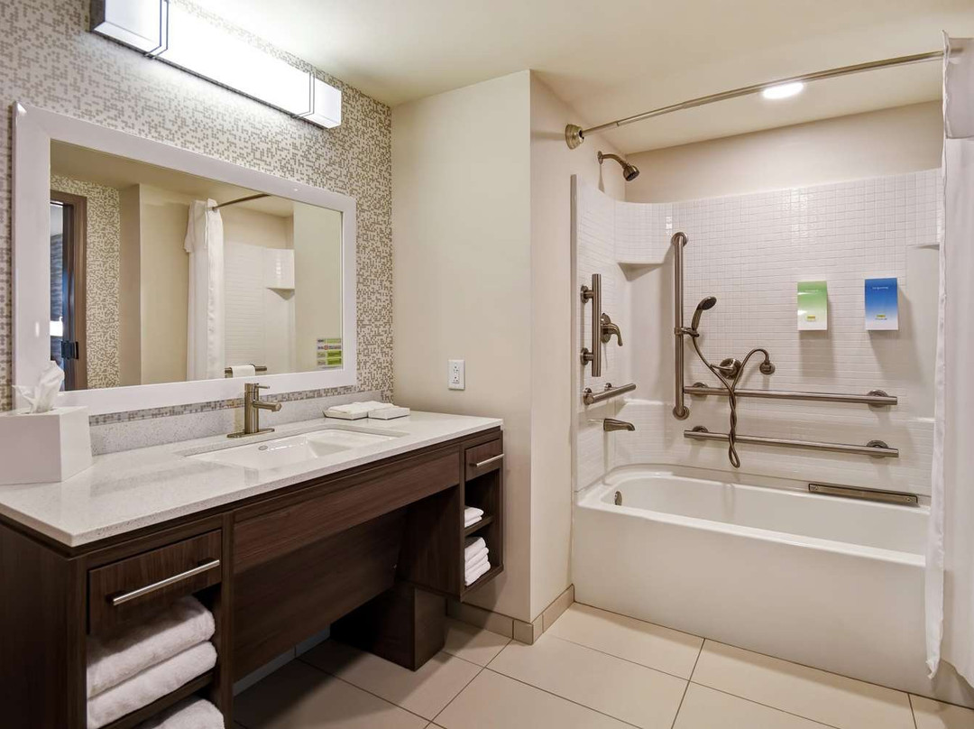 Home2 Suites by Hilton LaGrange主图