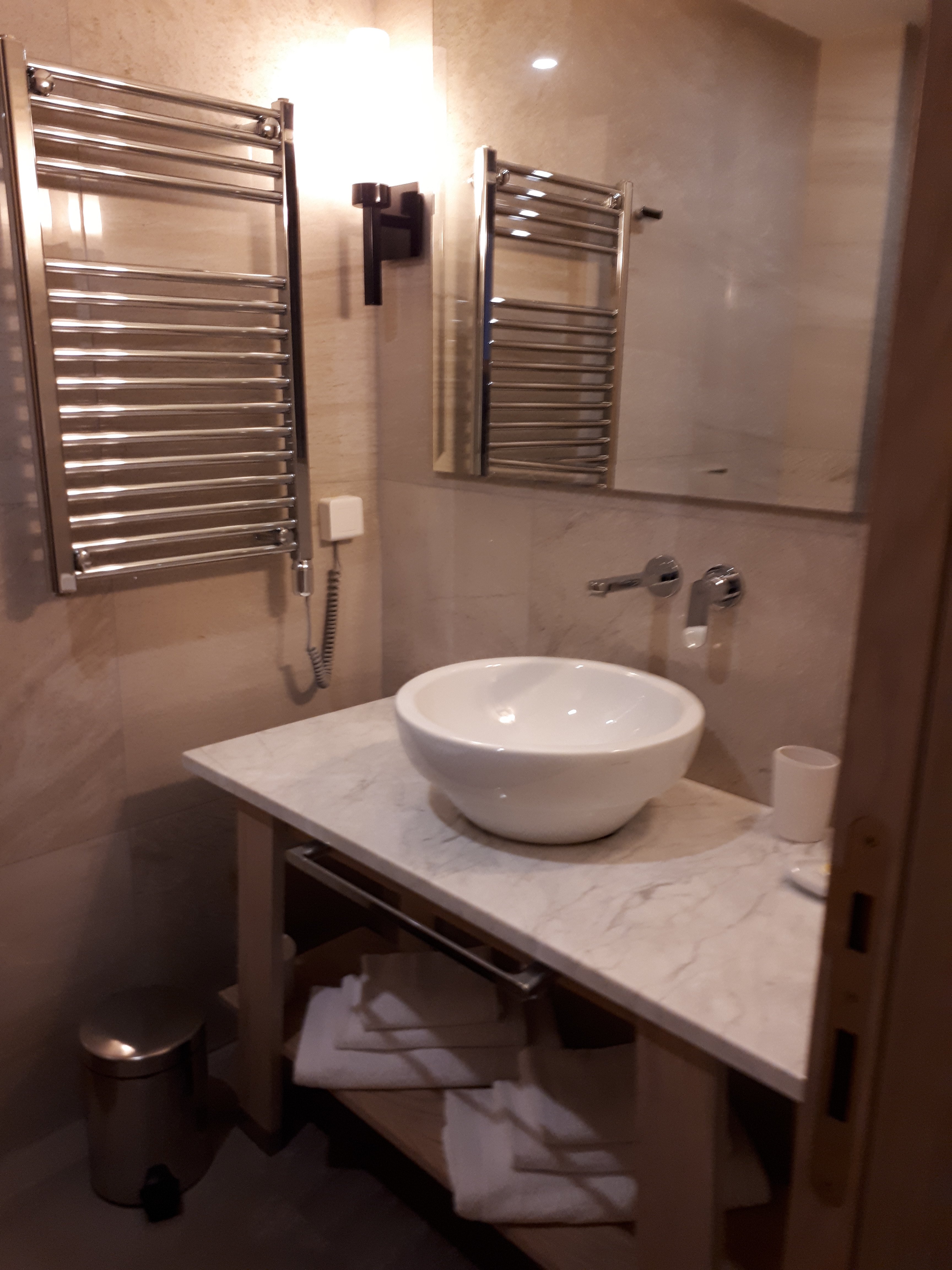Hotel Budva-浴室