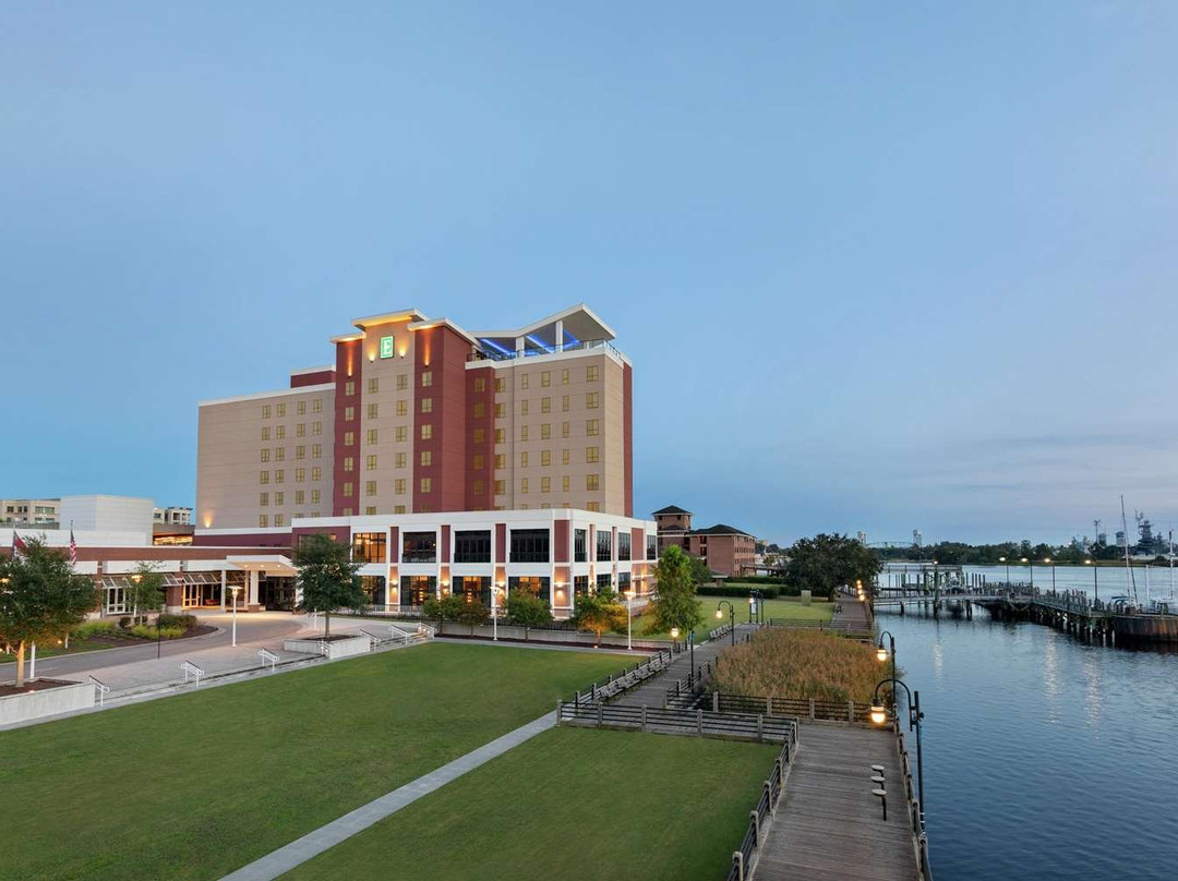 Embassy Suites by Hilton Wilmington Riverfront主图
