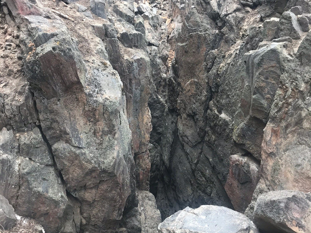 Earthquake Fault景点图片