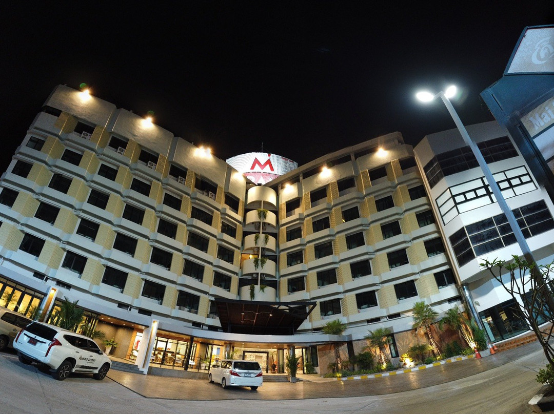 M Grand Hotel主图