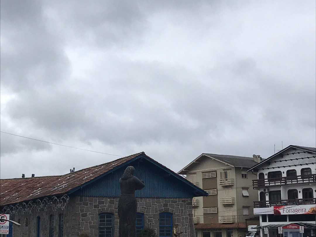 Associação Canelense de Artesãos-卡内拉必去景点