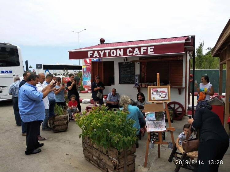 Yesilyali餐馆和美食-Fayton Cafe