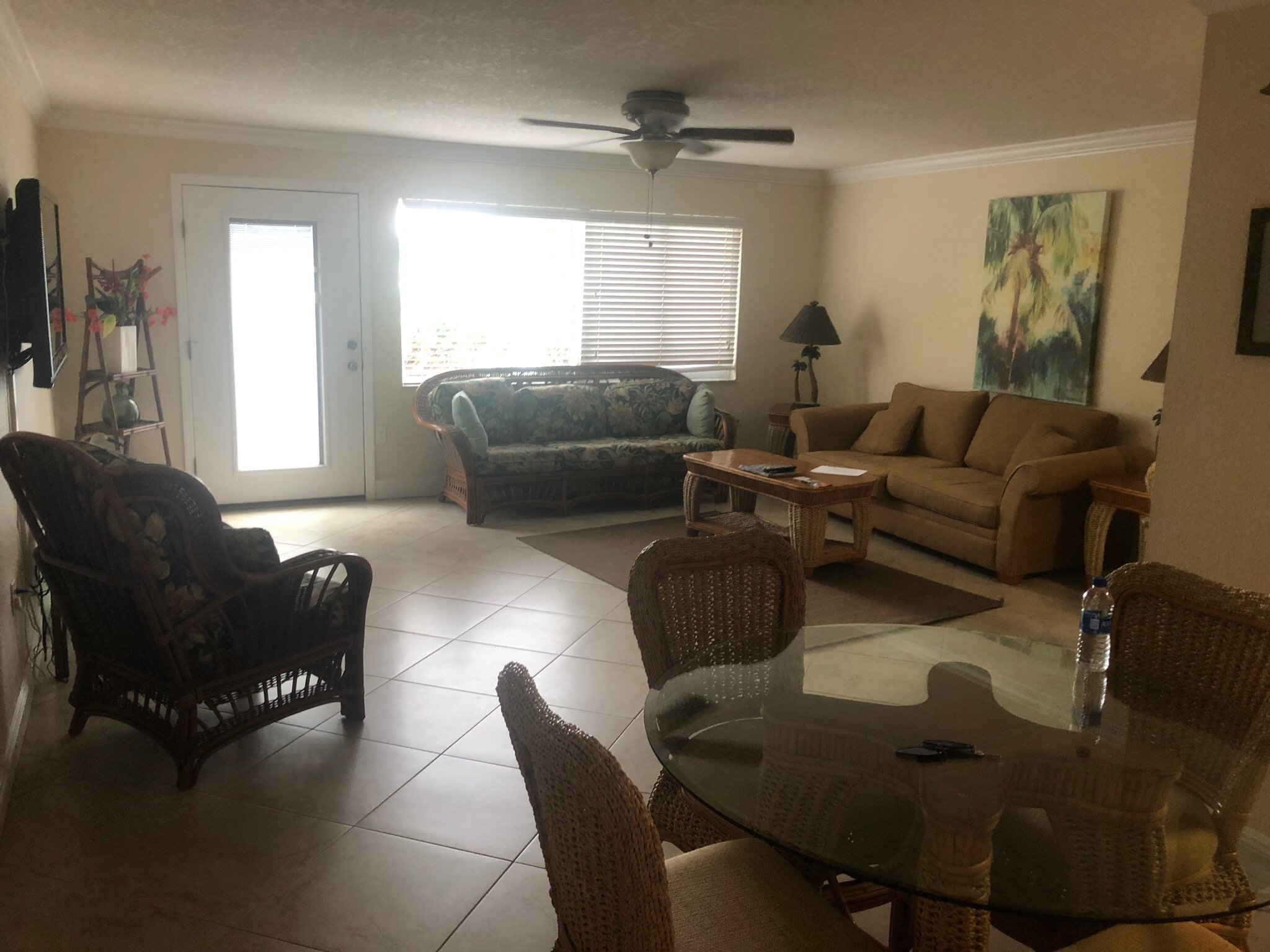 Westwinds Waterfront Resort-官方