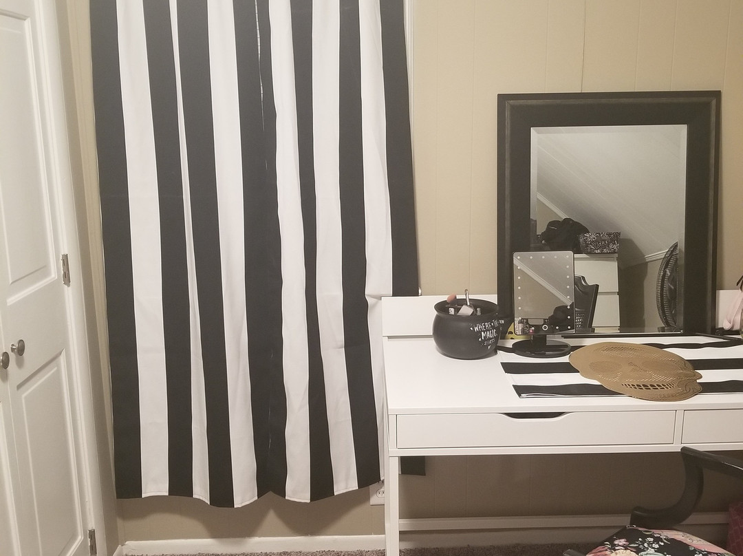 Lebanon旅游景点-Broadway Antique Mall