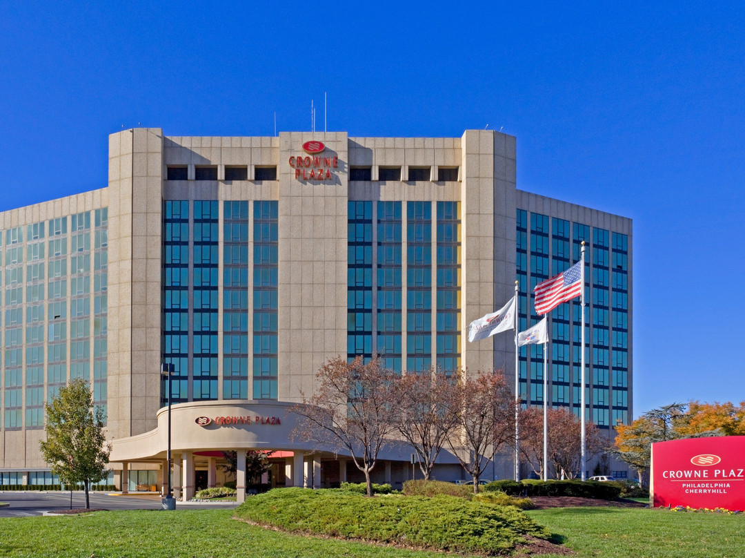 费城樱桃山皇冠假日酒店主图