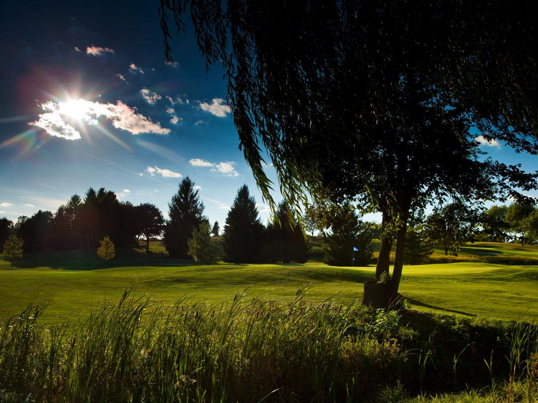 Fox Hills Golf Course & Banquet Center-普利茅斯必去景点