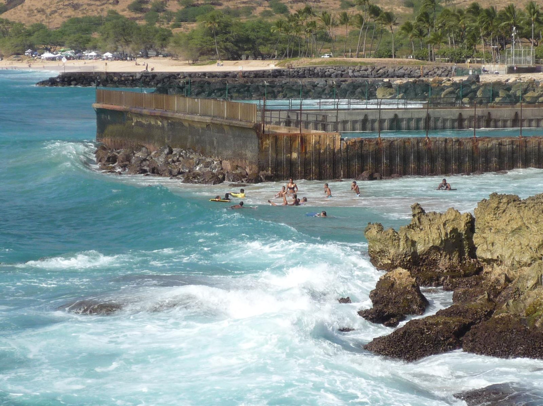 Kahe Point Beach Park景点图片