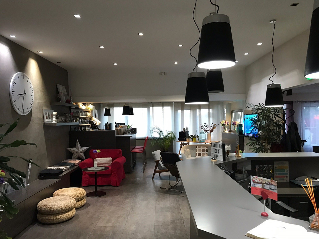 Hôtel Restaurant l'Eskemm主图
