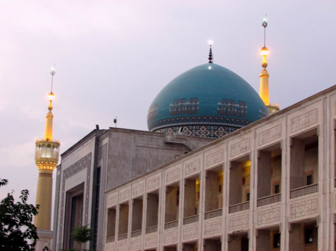 Holy shrine of Imam khomeini景点图片