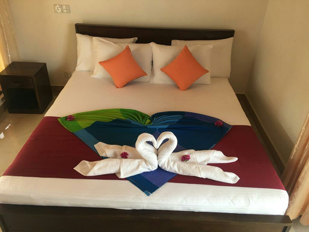 Esha Beach Resort主图