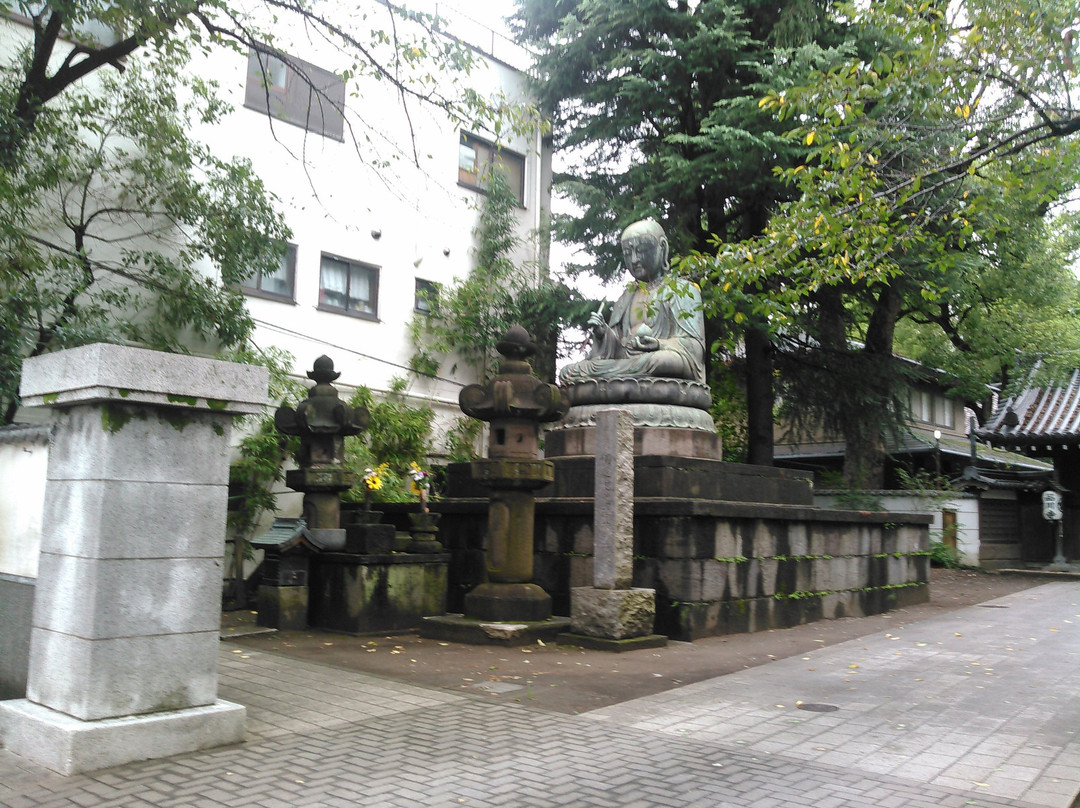 Honsenji Temple景点图片