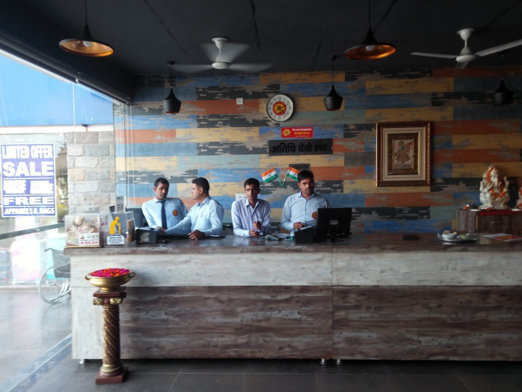 Hotel Highway King Behror主图