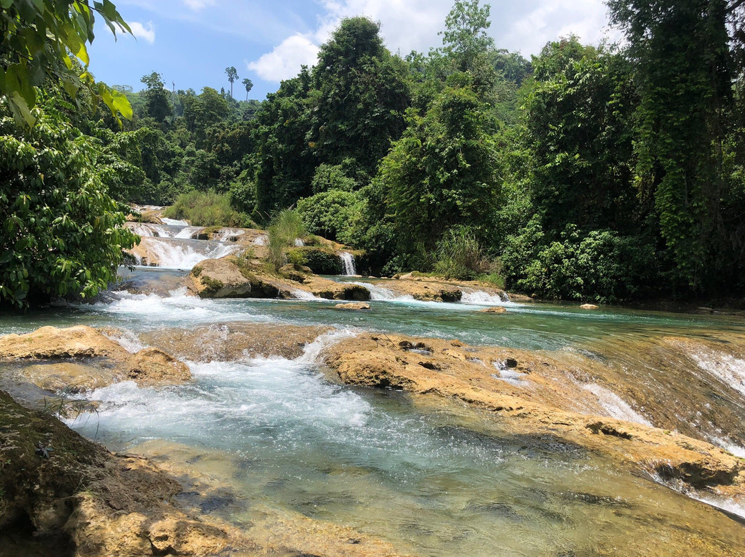 Aliwagwag Waterfalls-Cateel必去景点