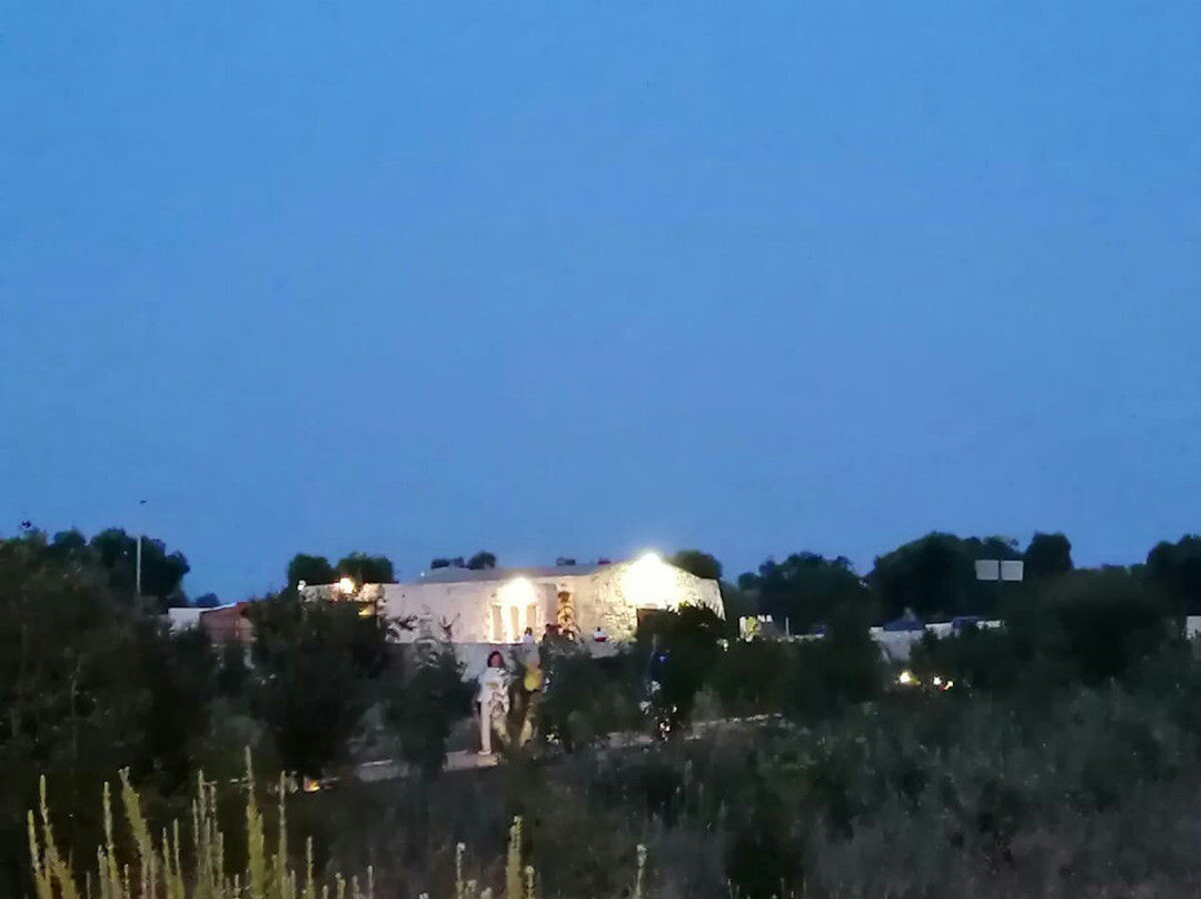Parco Archeologico e Naturale di Santa Maria d'Agnano-奥斯图尼必去景点