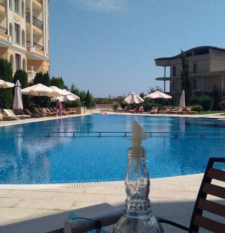 Apolonia Palace主图